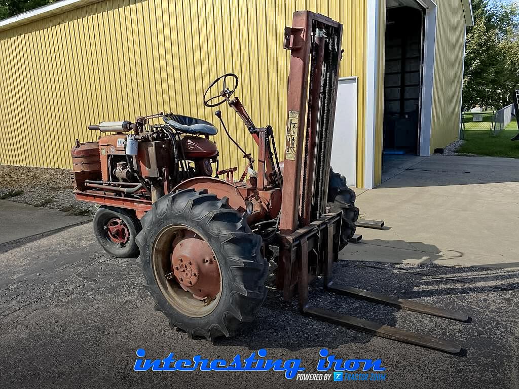 farmall bn forklift 101020MiedemaBNForklift