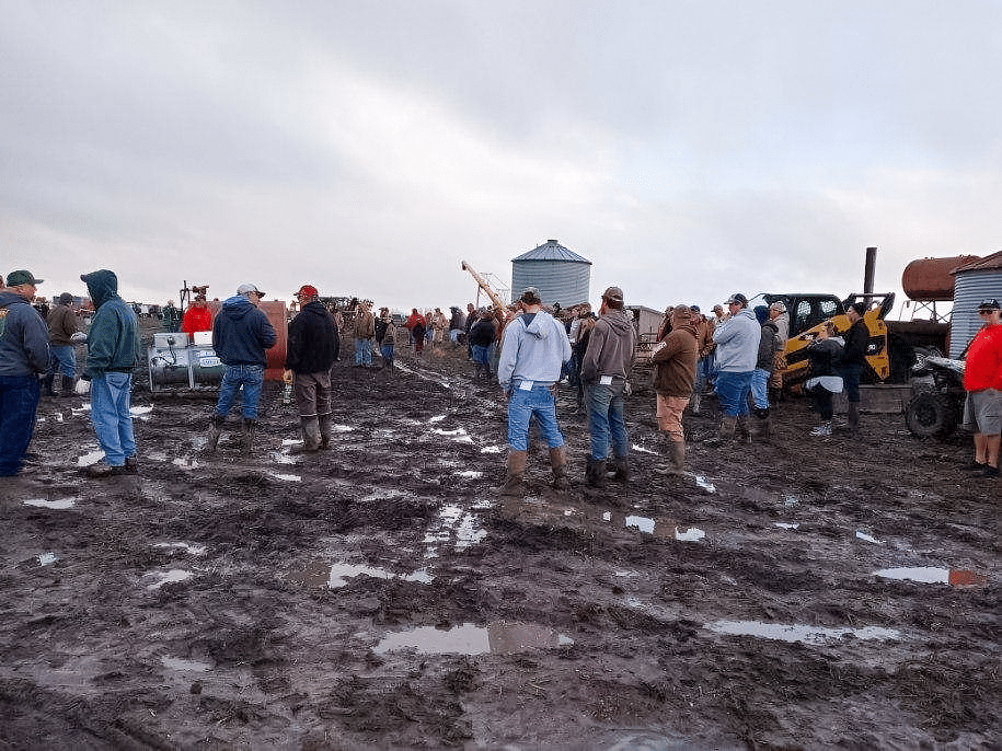 Putney Auction Service farm sale