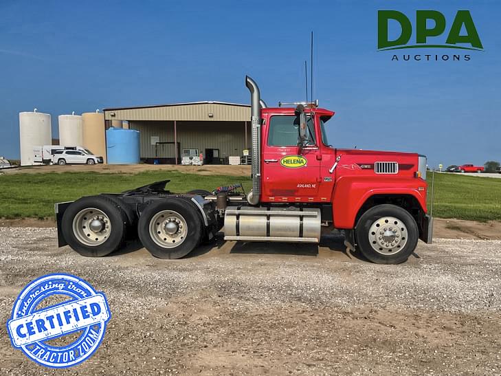 Ford LTL 9000 truck selling at auction 1987 Ford LTL 9000