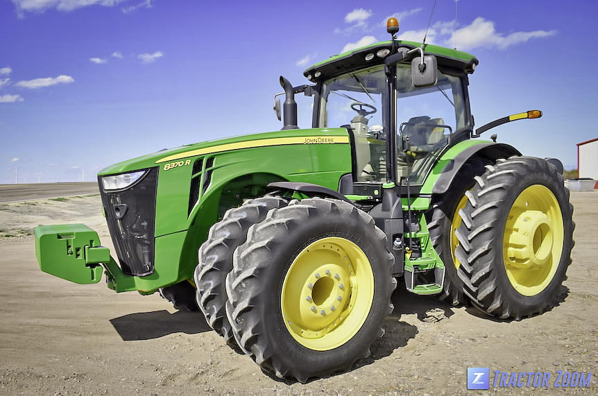 john deere 8370R tractor