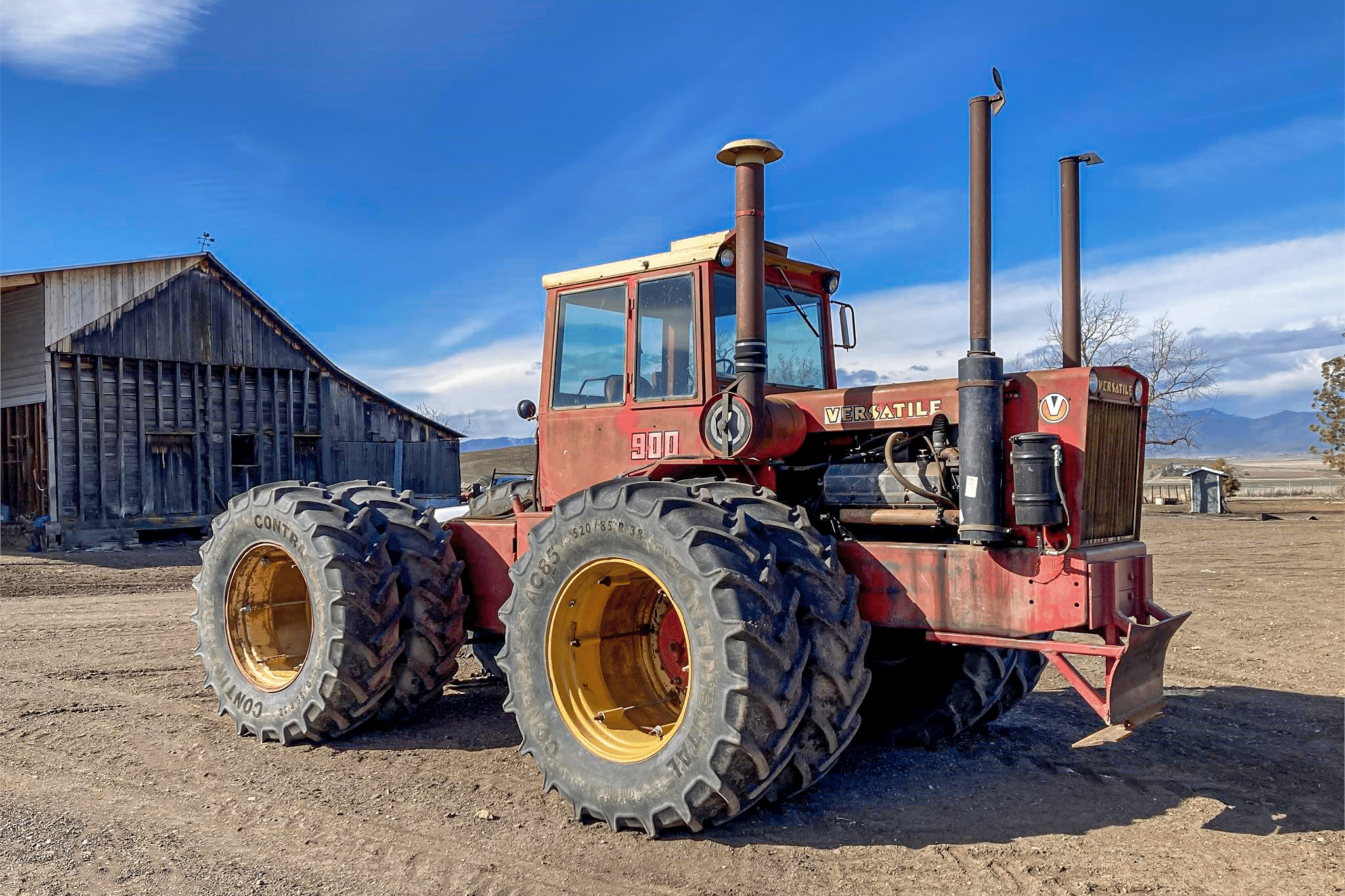Versatile 900 tractor