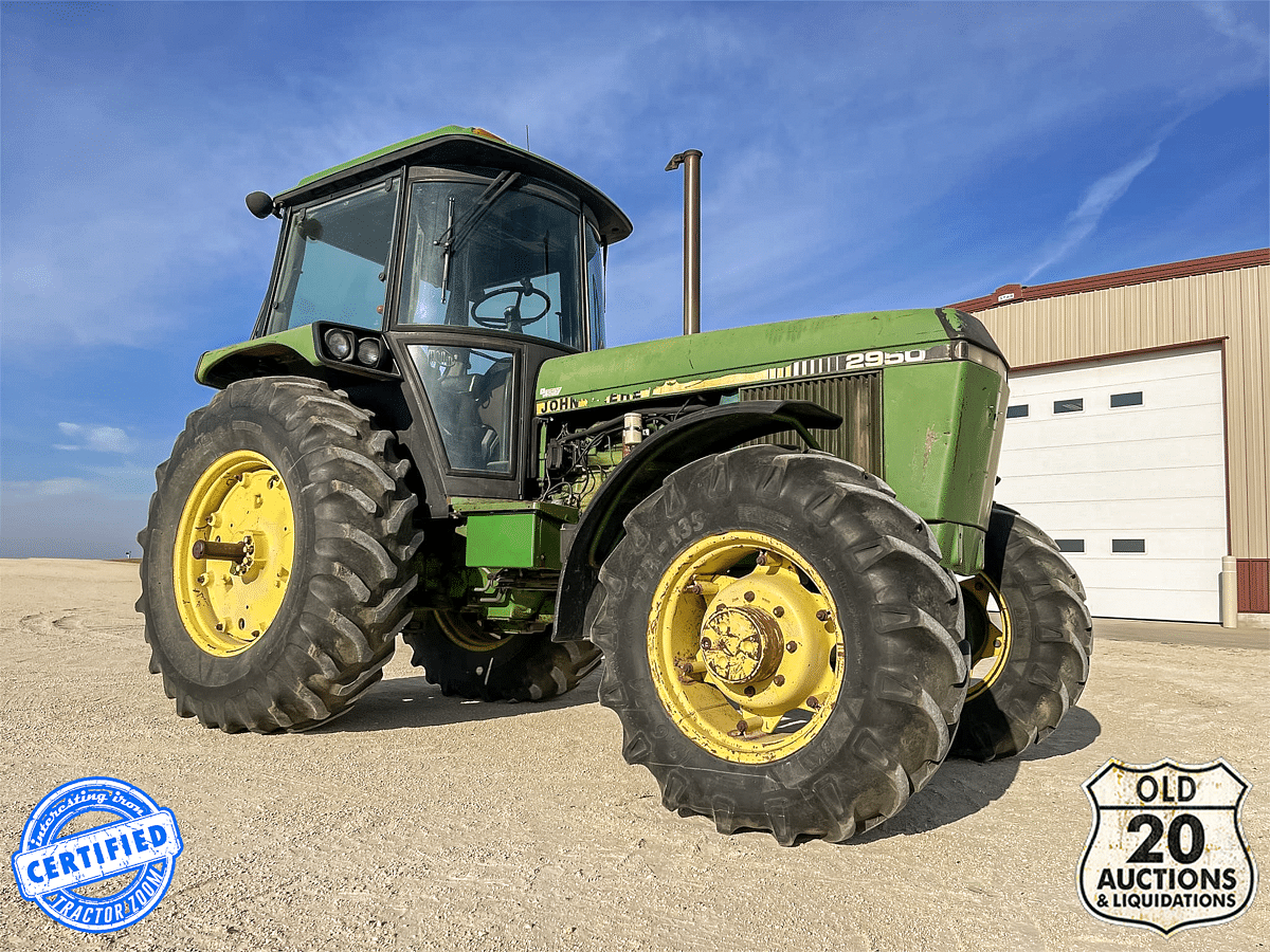 John Deere 2950 MFWD at auction