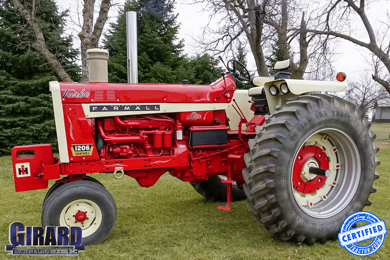 Jerry's Farmall 1206