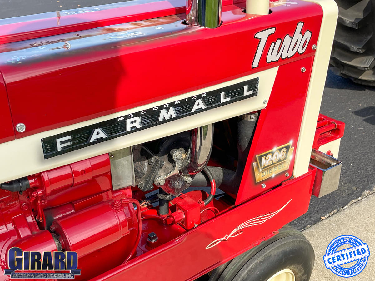 mini farmall 1206 mural by vilio