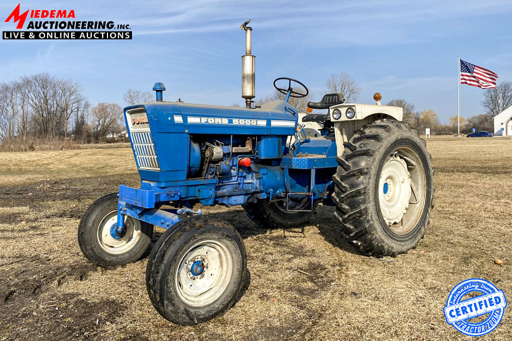 Ford 5000 tractor at auction