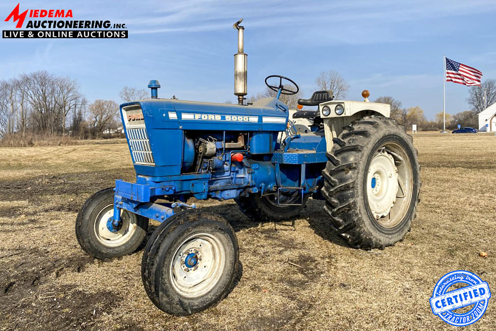 Ford 5000 tractor at auction