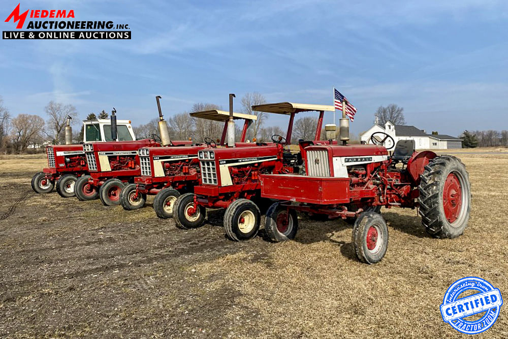 VanSingel Farms IH tractors on auction