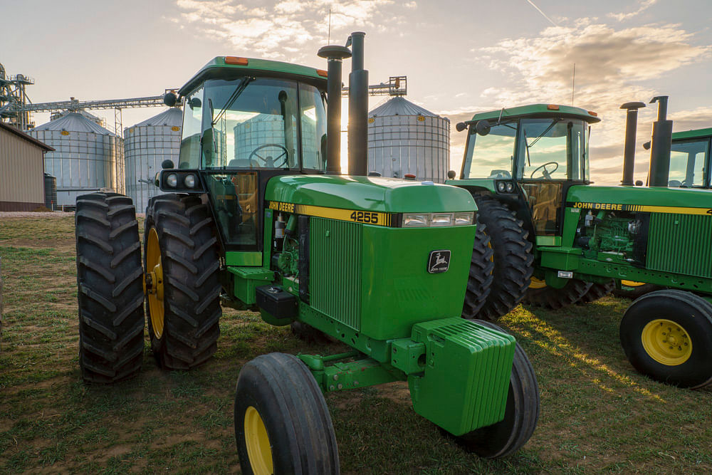 55-Series: John Deere 4255 tractor