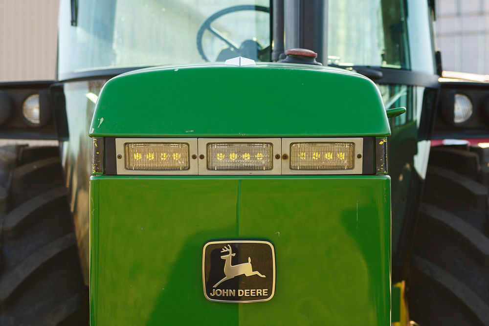 Rob Plendl John Deere 4055 MFWD tractor hood and LED lights