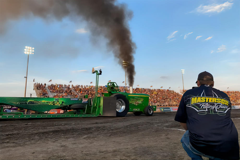 Rob Dimmett Masterson Farms Pulling Team