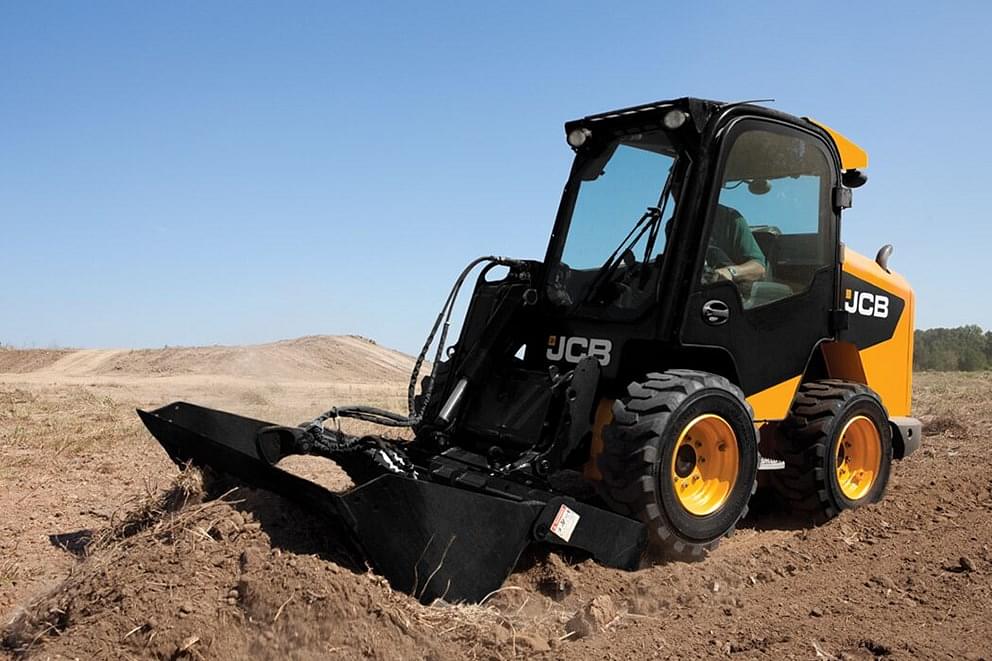 JCB 6 In 1 Shovel