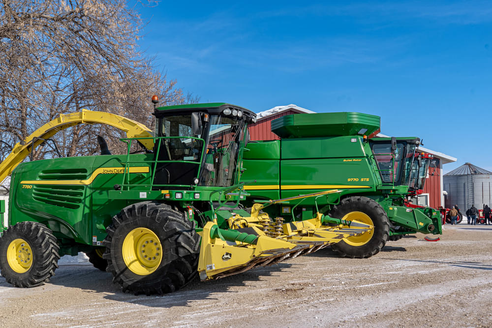 farm equipment auction