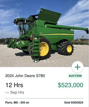 John Deere Class 8 Combine