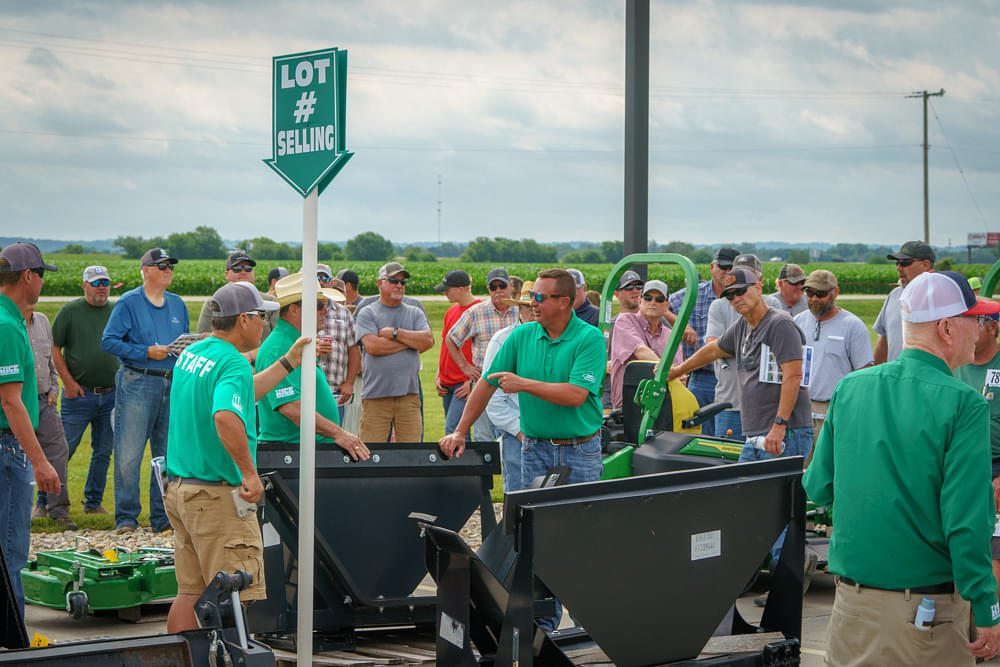 farm equipment auction