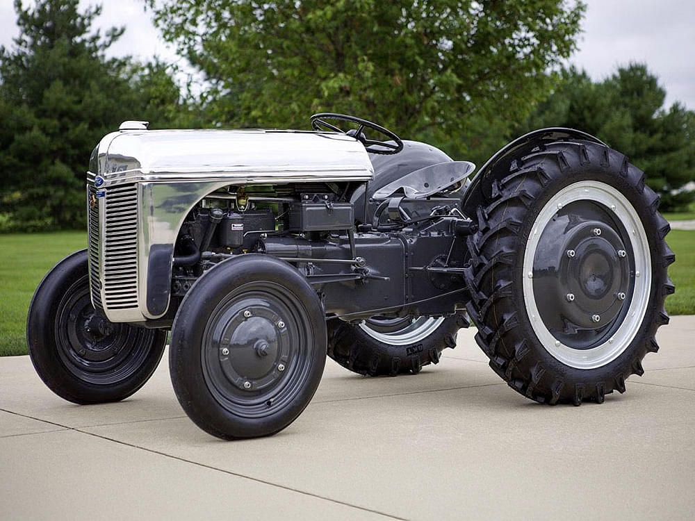 Interesting Iron Ford 9N Aumann Vintage Power