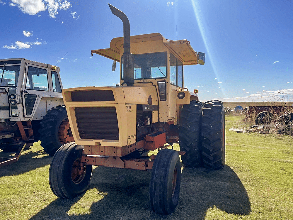 Case 1370 with an aftermarket cab