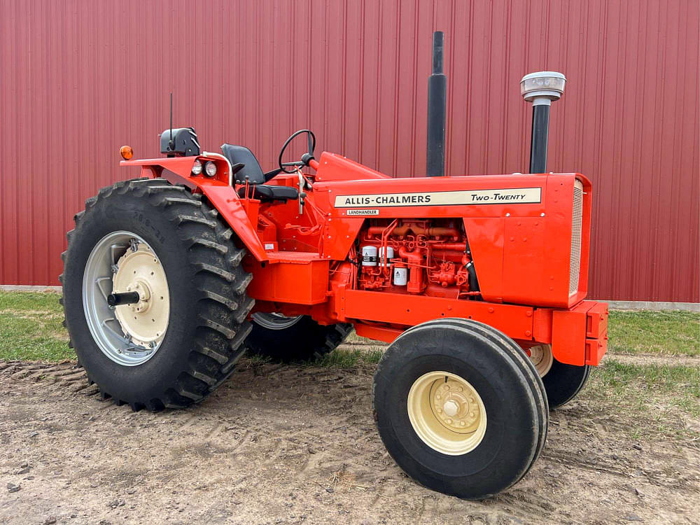 Allis Chalmers Two-Twenty 07