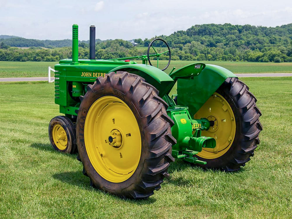 1942 John Deere GM on a Mecum collector tractor auction in Holmen, WI.