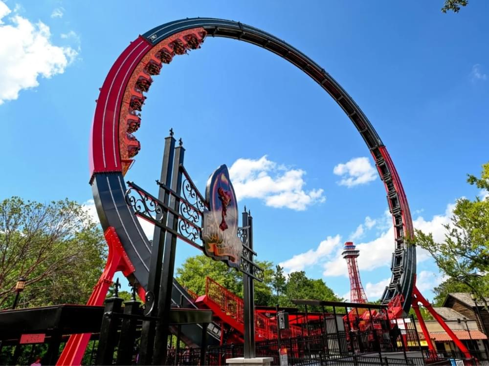 El Diablo Giant Loop Six Flags Over TX