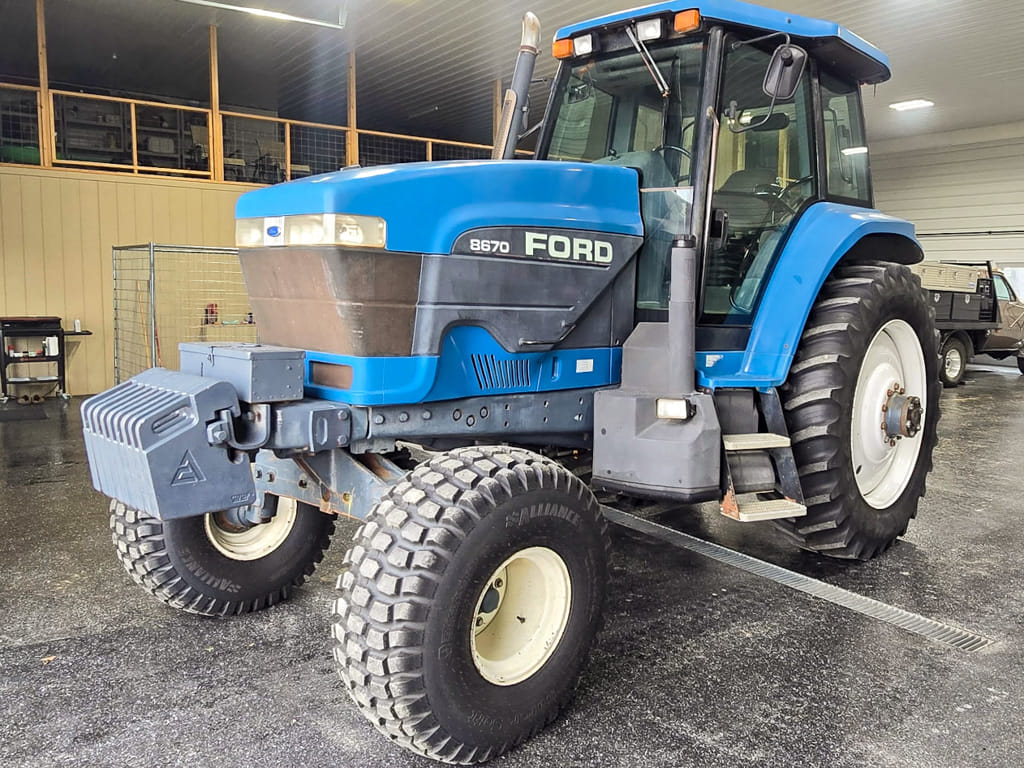 Ford-New Holland Genesis 8670: You Gotta Drive It! - Tractor Zoom