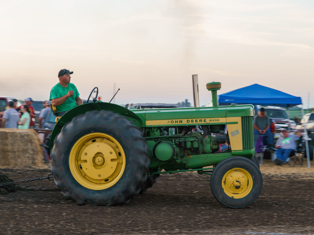 Interesting Iron John Deere 820 Ryan Roossinck 07
