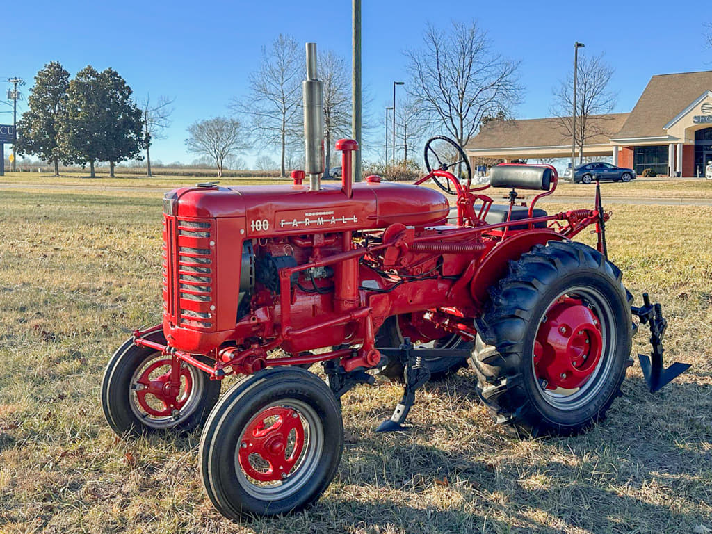 Farmall 100