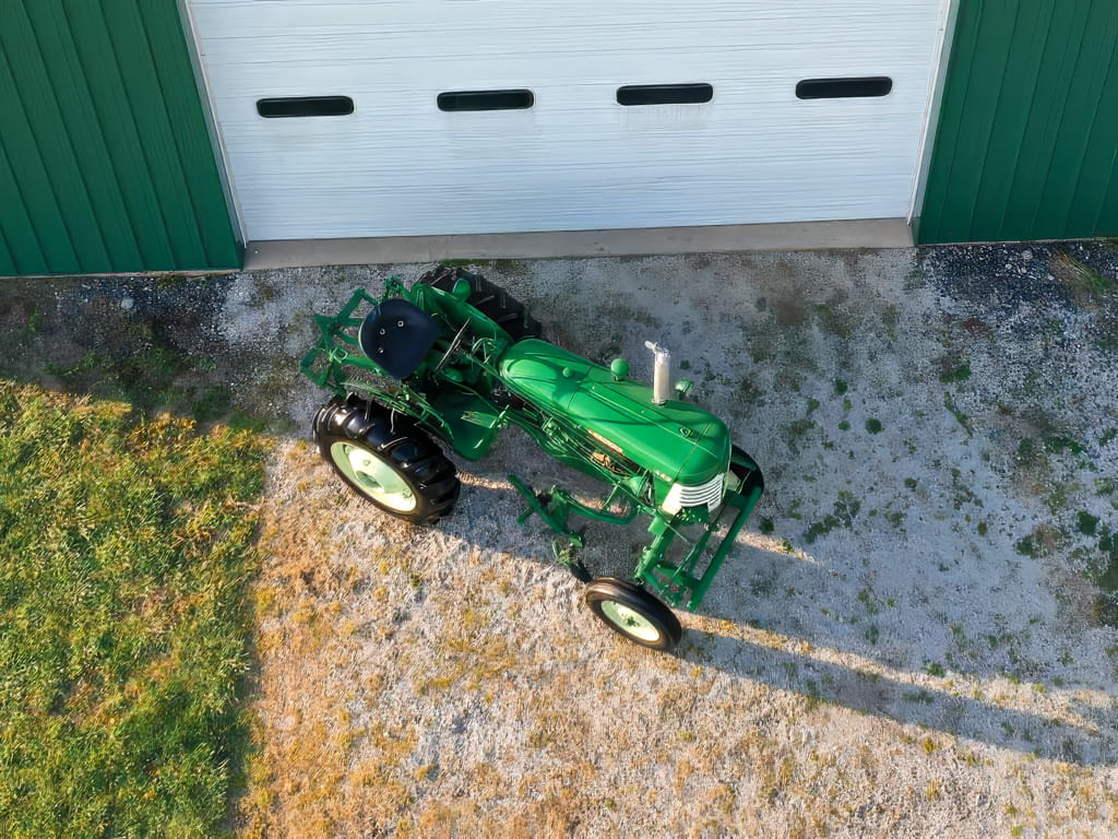 Oliver 440: Late to the party - Tractor Zoom
