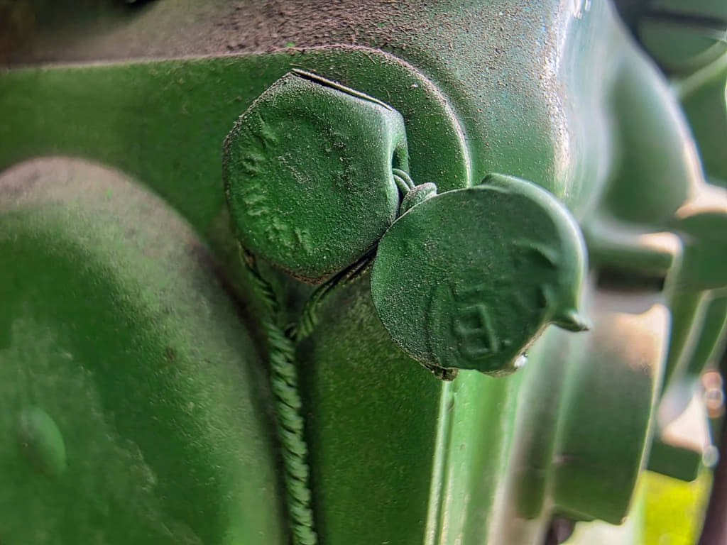 John Deere 4440 13