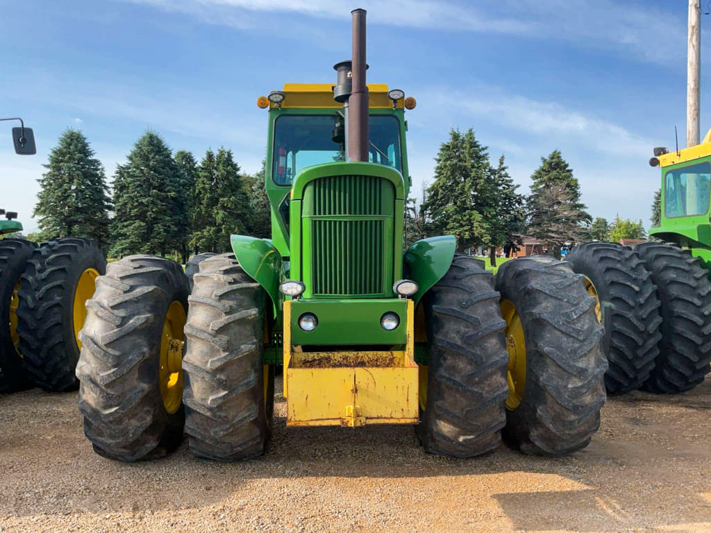 John Deere 7520 03