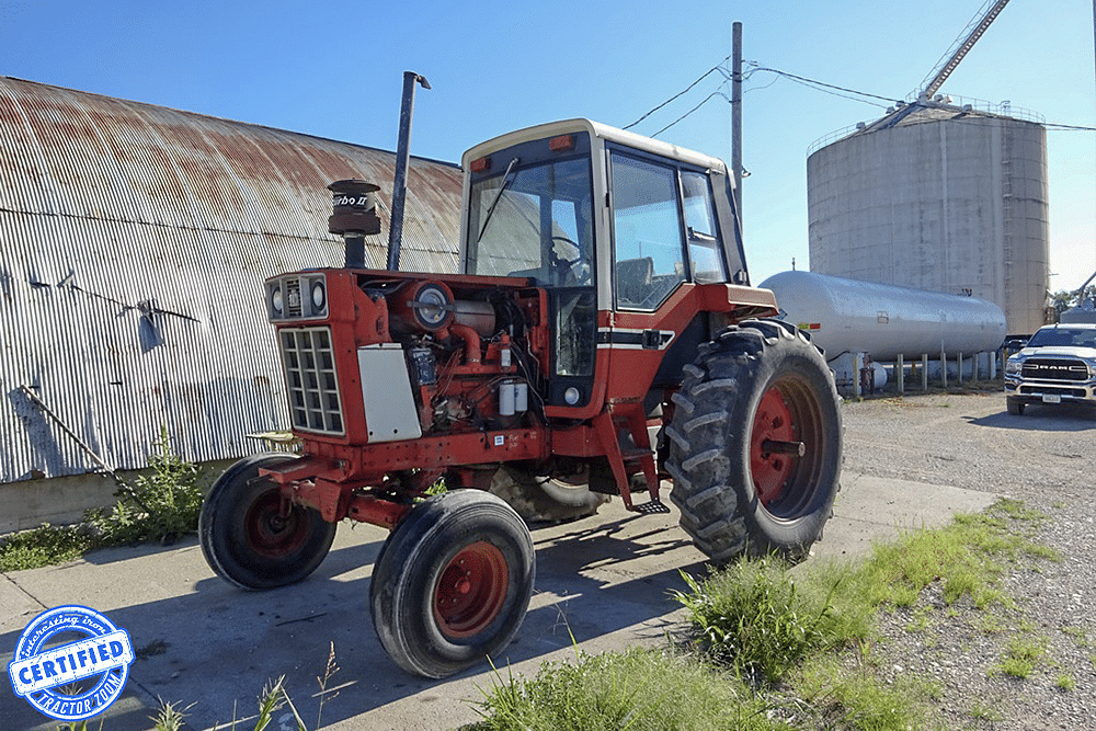 IH 1086 selling on a DPA consignment auction on September 13, 2022
