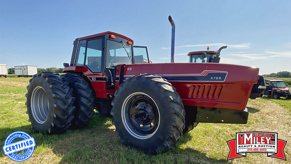 IH 2+2 6788 at an Ohio retirement auction