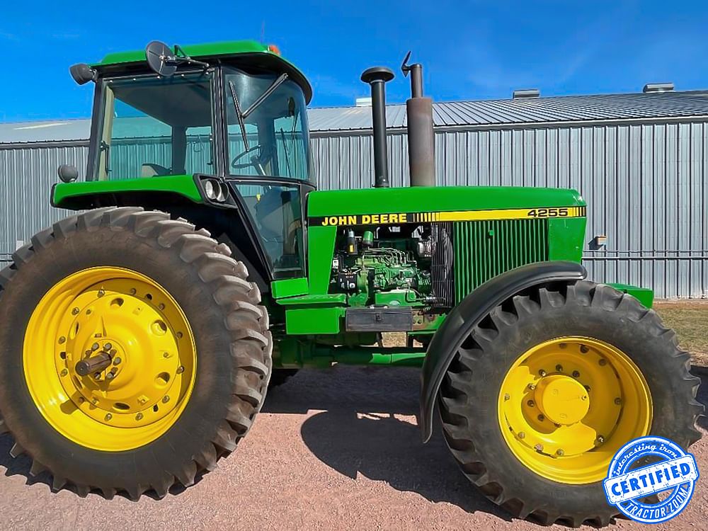 John Deere SoundGard 4255MFWD