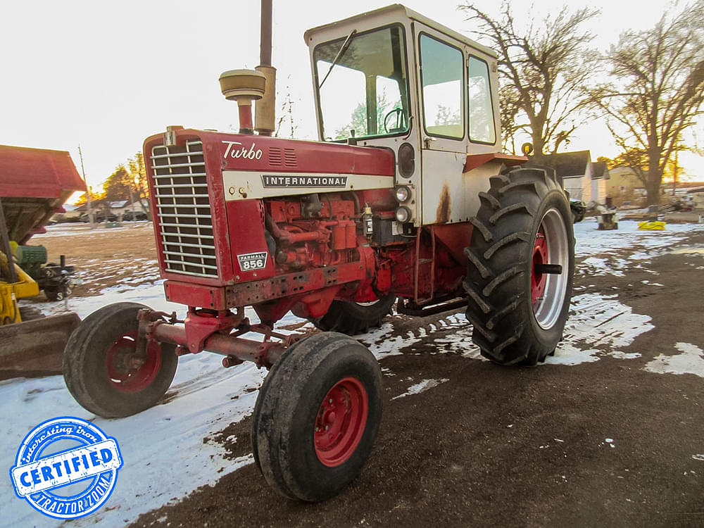 Farmall 856