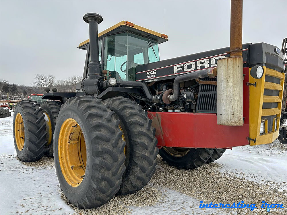 Versatile Ford 846 at auction