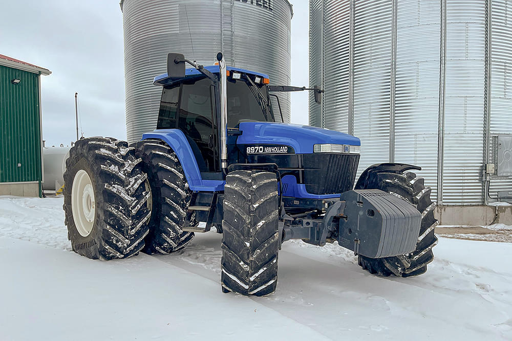 Genesis tractor with SuperSteer MFWD axle