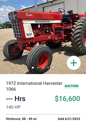 International Harvester 1066 Tractor